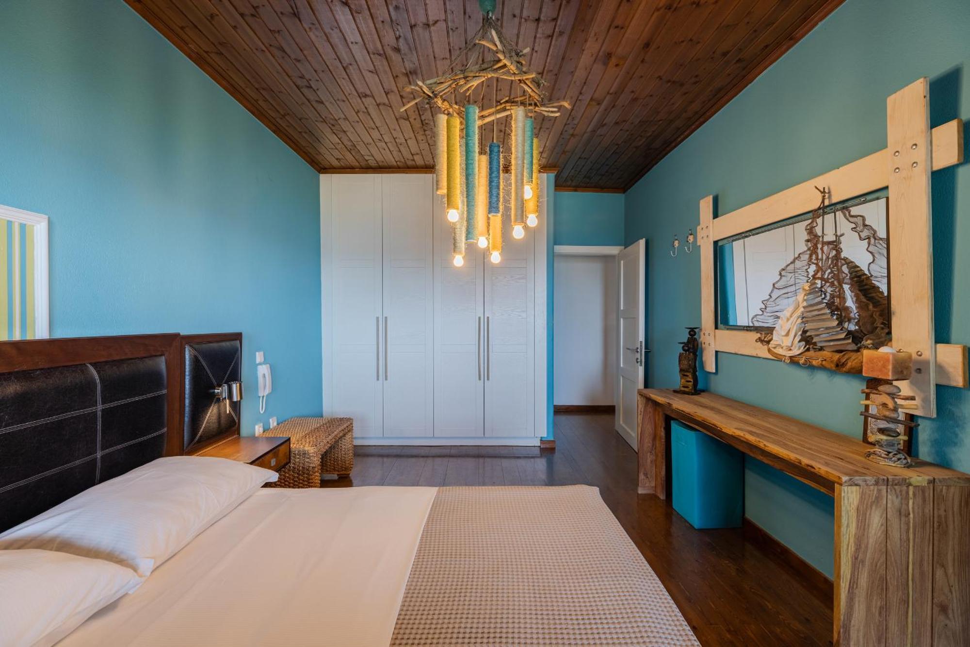 Efharis Beachfront Villa Platamonas Bagian luar foto